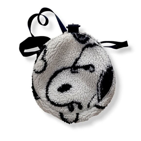 Lazy Oaf rare Snoopy Peanuts Fleece duffel bag - Picture 5 of 9